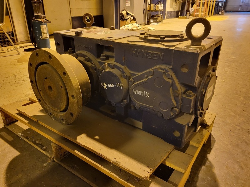 180 HP @ 1086 RPM, Hansen #RDC21-AN-10, 111 RPM out, 9.76 :1 ratio gear reducer - Image 5