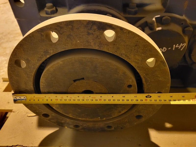 180 HP @ 1086 RPM, Hansen #RDC21-AN-10, 111 RPM out, 9.76 :1 ratio gear reducer - Image 8