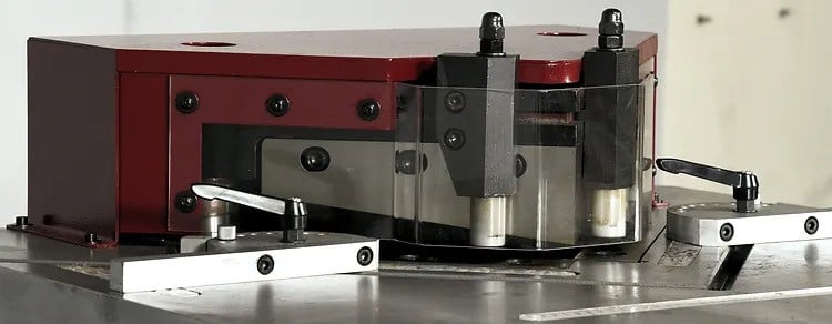 1/4" x 10" GMC #HN-25HA, Hydraulic Metal Notcher, 22. Ga., 27 SPM, 440 V. - Image 2