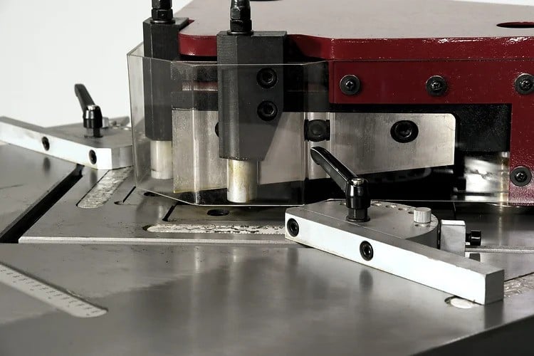 1/4" x 10" GMC #HN-25HA, Hydraulic Metal Notcher, 22. Ga., 27 SPM, 440 V. - Image 3