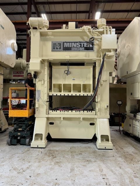 300 Ton, Minster #E2-300-72-42, straight side double crank, 8" stroke, 26" Shut Height, 6" adj., 100 SPM - Image 1