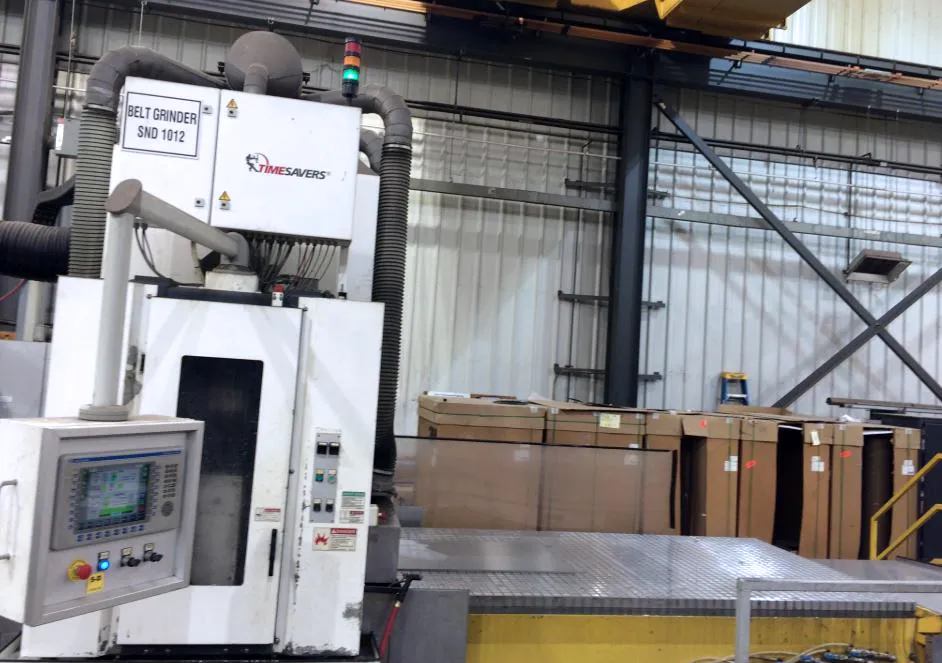 60" Timesavers #Series-81, belt grinder, Allen-Bradley Panel View Plus 1000, 2012 - Image 4