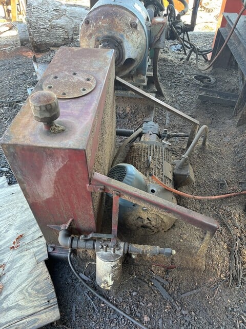 Mellott #7, Log Turner & Hydraulic Unit - Image 3