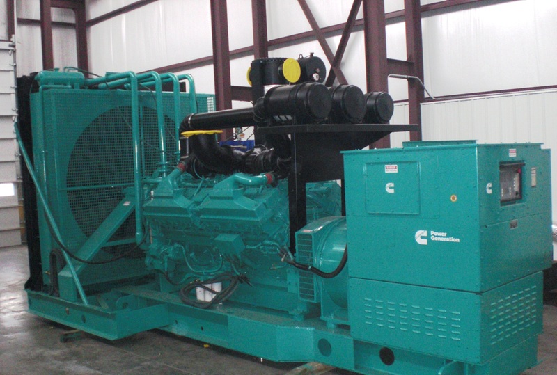 2000 KW Cummins #2000DQKC-2200 QSK60 engine, 277/480 Volts, 2001 - Image 1
