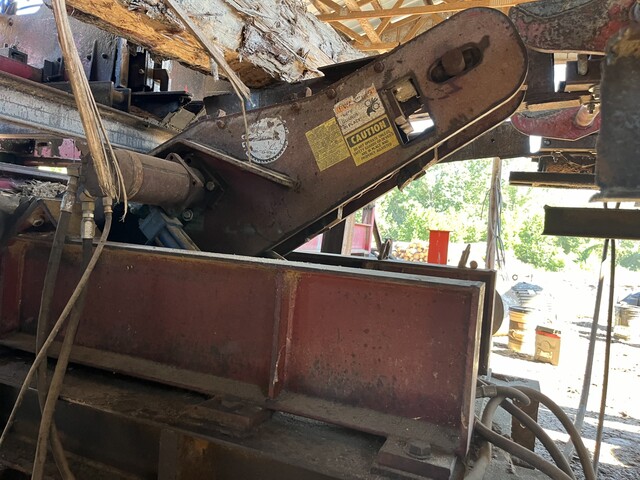 Mellott Husk Frame, Debarker, 18" Belt, No Saw or Motor - Image 3
