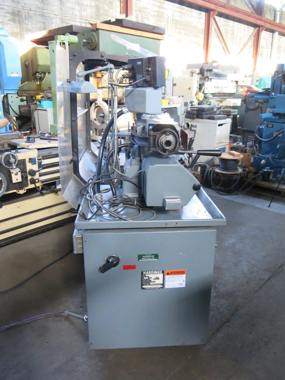 11" x 18" Hardinge #HLV-H, Precision Toolroom Lathe, inch/metric threading, 5" chk, Trak digital read out - Image 8