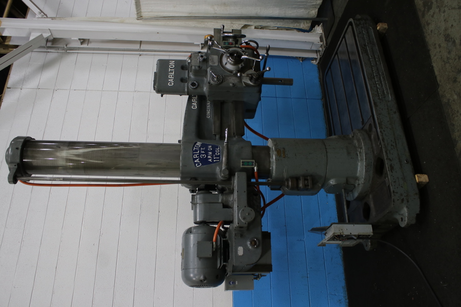 3' -11" Carlton Radial Drill, 42" x 32" Base, 2000 RPM, 5 HP - Image 1