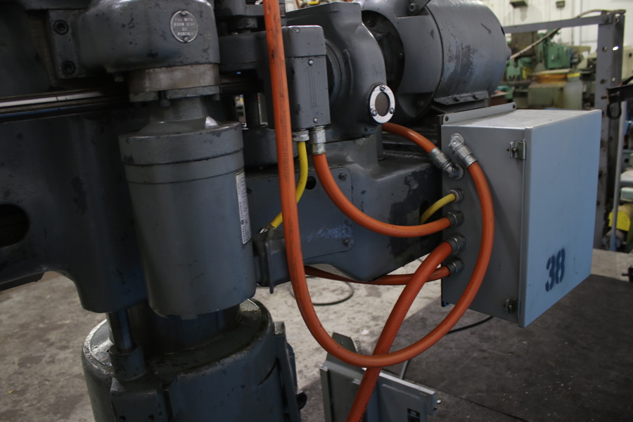 3' -11" Carlton Radial Drill, 42" x 32" Base, 2000 RPM, 5 HP - Image 9