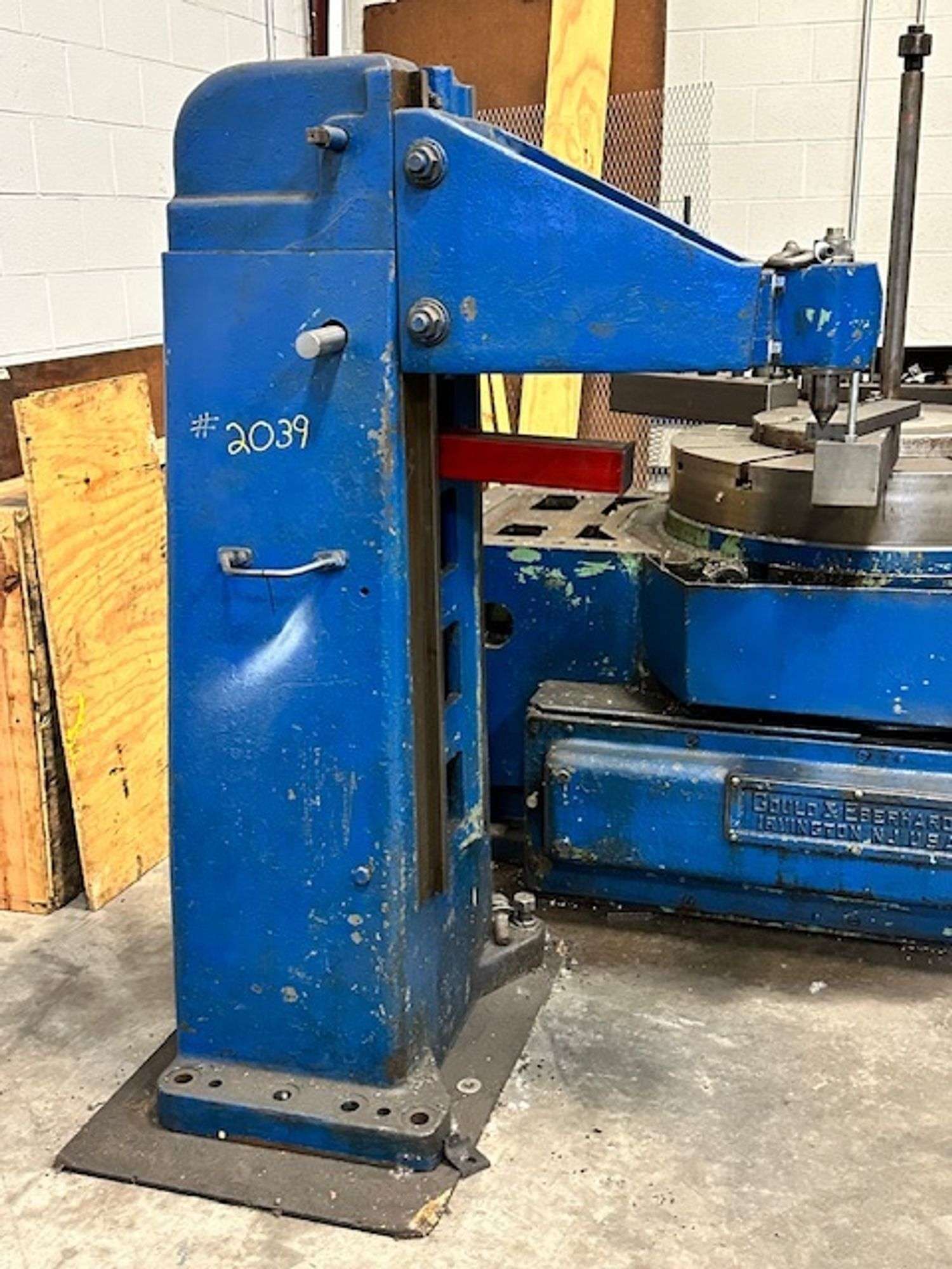 Gould & Eberhardt #72HWD, Vertical Gear Hobber, 30" Axial Travel, 10.75" Hob diameter, 40" Table diameter - Image 4