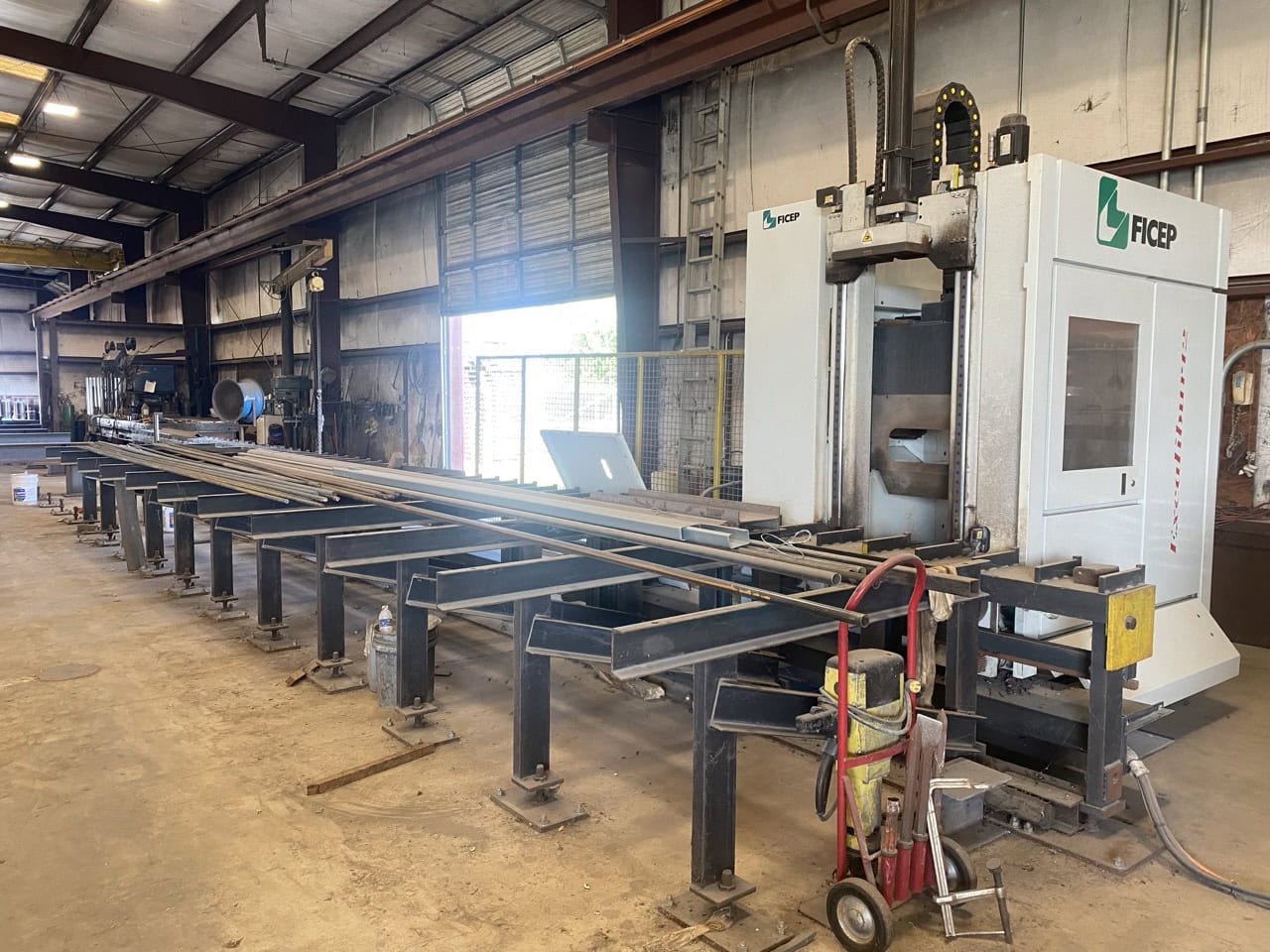 Ficep #1201-DE, Beam Line, 47.25" Section Depth, 25 HP, 4000 RPM, 6 ATC, 2014 - Image 2