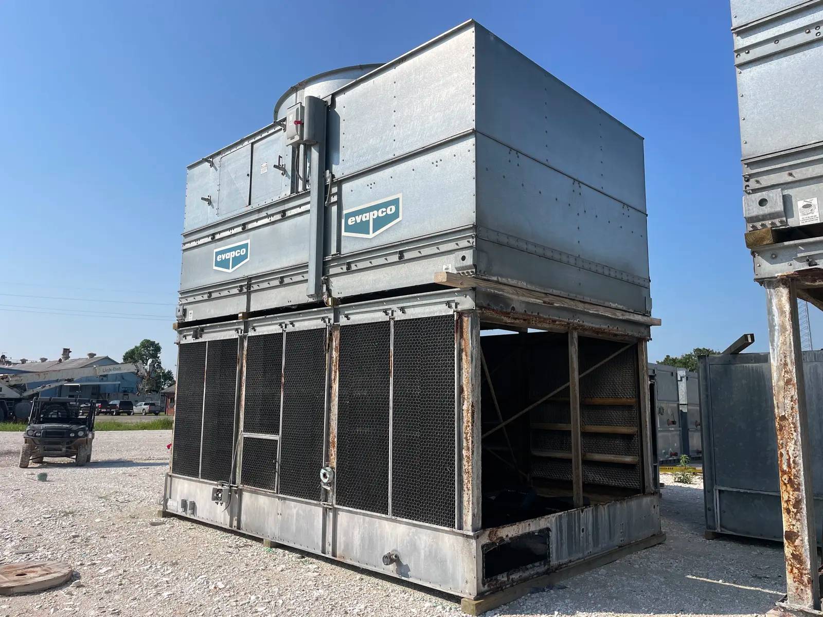 713 Ton, Evapco #ATC-1426E-1G, Evaporative Condenser, 81.5 cu. Vol., 126000 CFM, 400 PSI, 7.5 HP, 460 V., 2009 - Image 5