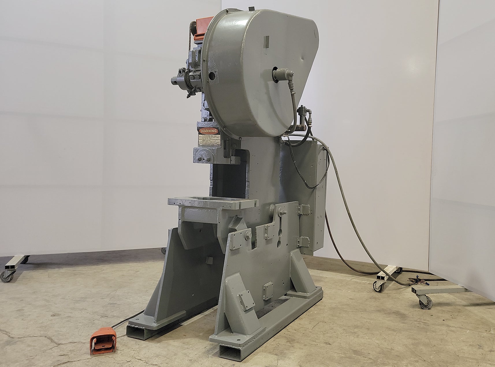 22 Ton, Niagara #M-22, Punching Press Machine, 12" x 20" Table, 2" Stroke, 3 HP, 340 PPM - Image 3