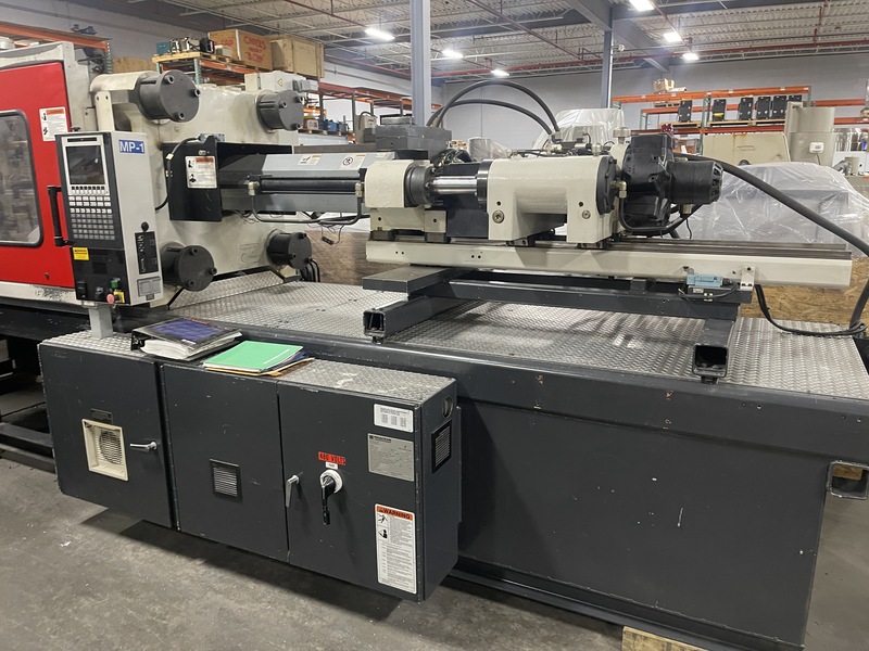 310 Ton, 22 oz., Cincinnati Milacron #MT310-22, injection molding machine, 60 screw diameter, 2002 - Image 2