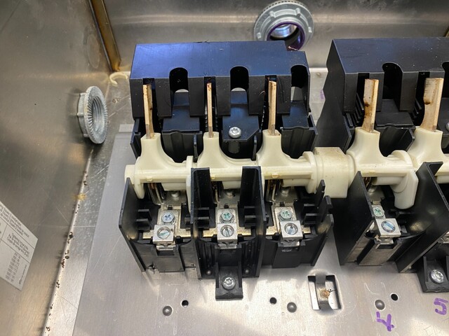 60 Amp. Square D #HU662DS, Safety Disconnect Switch, 600V. Type 3R 4X Watertight 60 Amp - Image 8