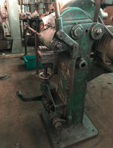 2" Landis #2, roller pipe cutter, cap: 1/8"-2", length gauge & pipe stop, 3 HP, w/extra support rollers & - Image 8
