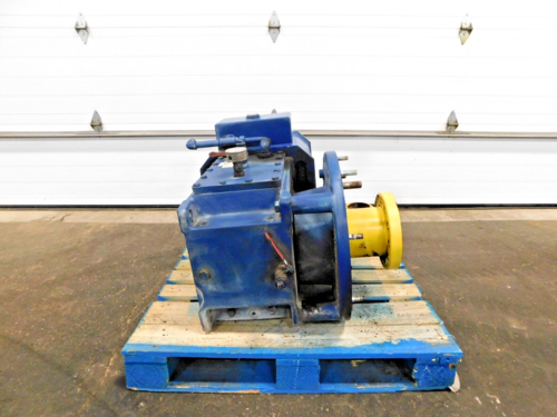Flender #4397925-0040-011, gear reducer, 13.985:1. 127.28/MIN. - Image 1