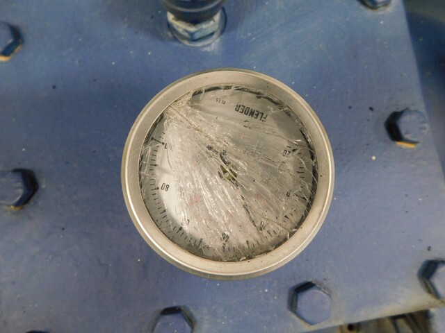 Flender #4397925-0040-011, gear reducer, 13.985:1. 127.28/MIN. - Image 10