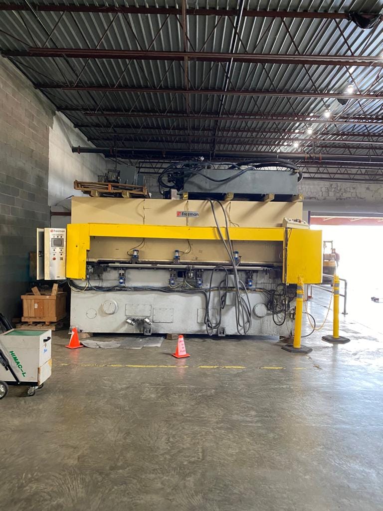 300 Ton, Freeman #BP300-7118, Full Head Hydraulic Cutting Press, 9.8 stroke, 2004 - Image 1