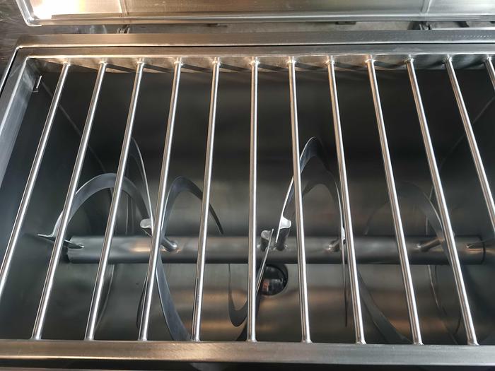 10 cu.ft. 304 Stainless Steel ribbon mixer, 5 HP, new, unused, 2 yr warranty - Image 3