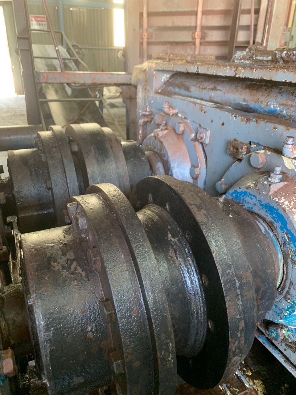 No. MS150 Komarek-Greaves (Bepex), briquetting press, 55 kW, 20" roll diameter 16 segments per roll - Image 4