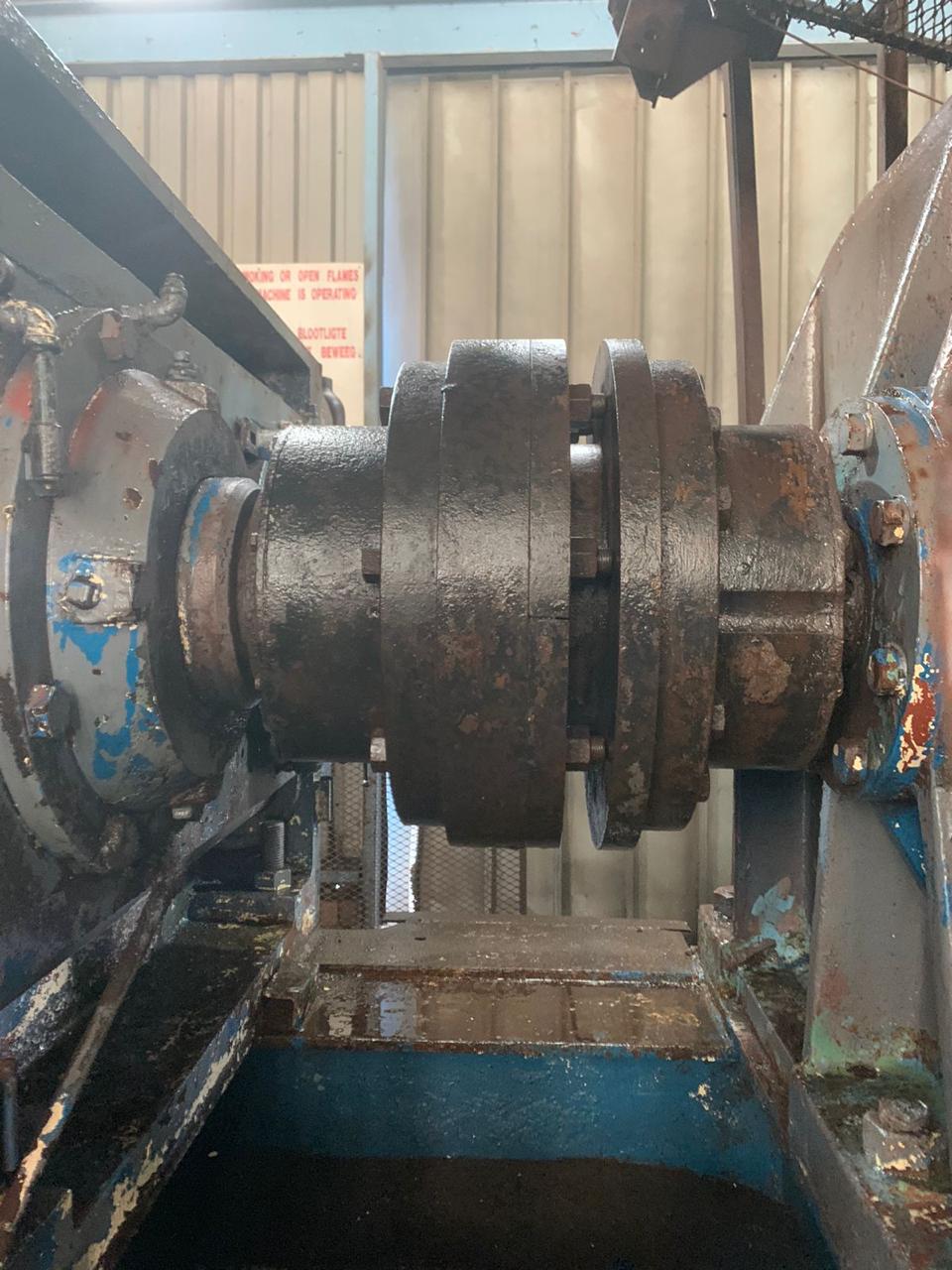 No. MS150 Komarek-Greaves (Bepex), briquetting press, 55 kW, 20" roll diameter 16 segments per roll - Image 7
