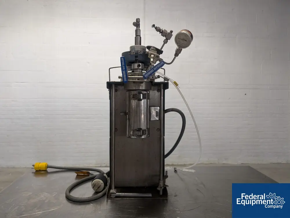 Autoclave Engineers, reactor, 300 mL, 316 stainless steel cosntruction, with agitator drive - Image 1
