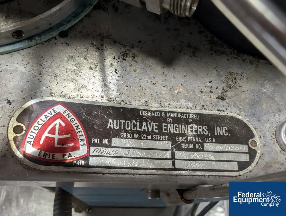 Autoclave Engineers, reactor, 300 mL, 316 stainless steel cosntruction, with agitator drive - Image 2