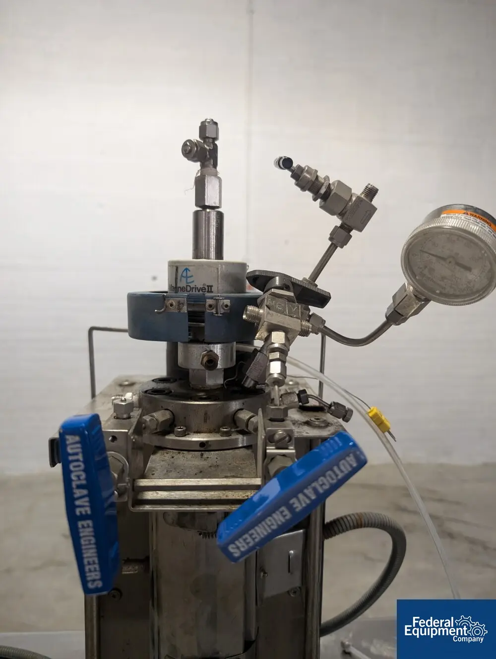 Autoclave Engineers, reactor, 300 mL, 316 stainless steel cosntruction, with agitator drive - Image 6