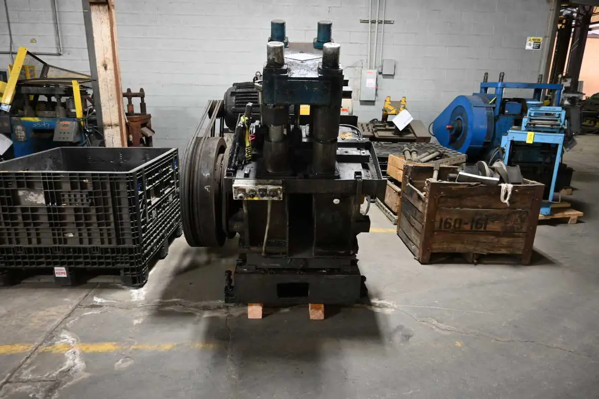 2-1/2" x .095" Yoder #M2, high freq. tube Miller line, forming mill, welding, sizing, MillDrive, coolant, 75 - Image 10