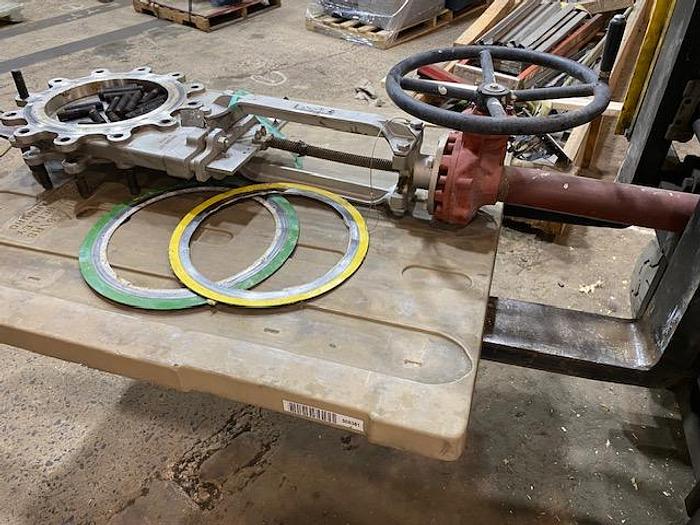 12" FNW #2020T12, Gate Valve, 248°F, 150 PSI - Image 1