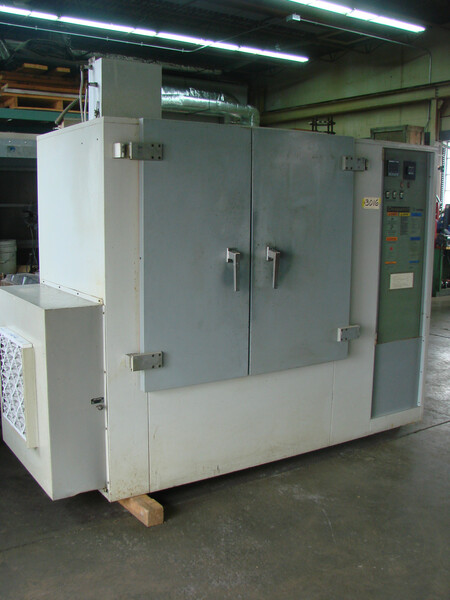 48" width x 42" H x 30" L Despatch #VRC2-35-1G, Gas Fired, Class A Solvent rated, 500&deg;F - Image 2