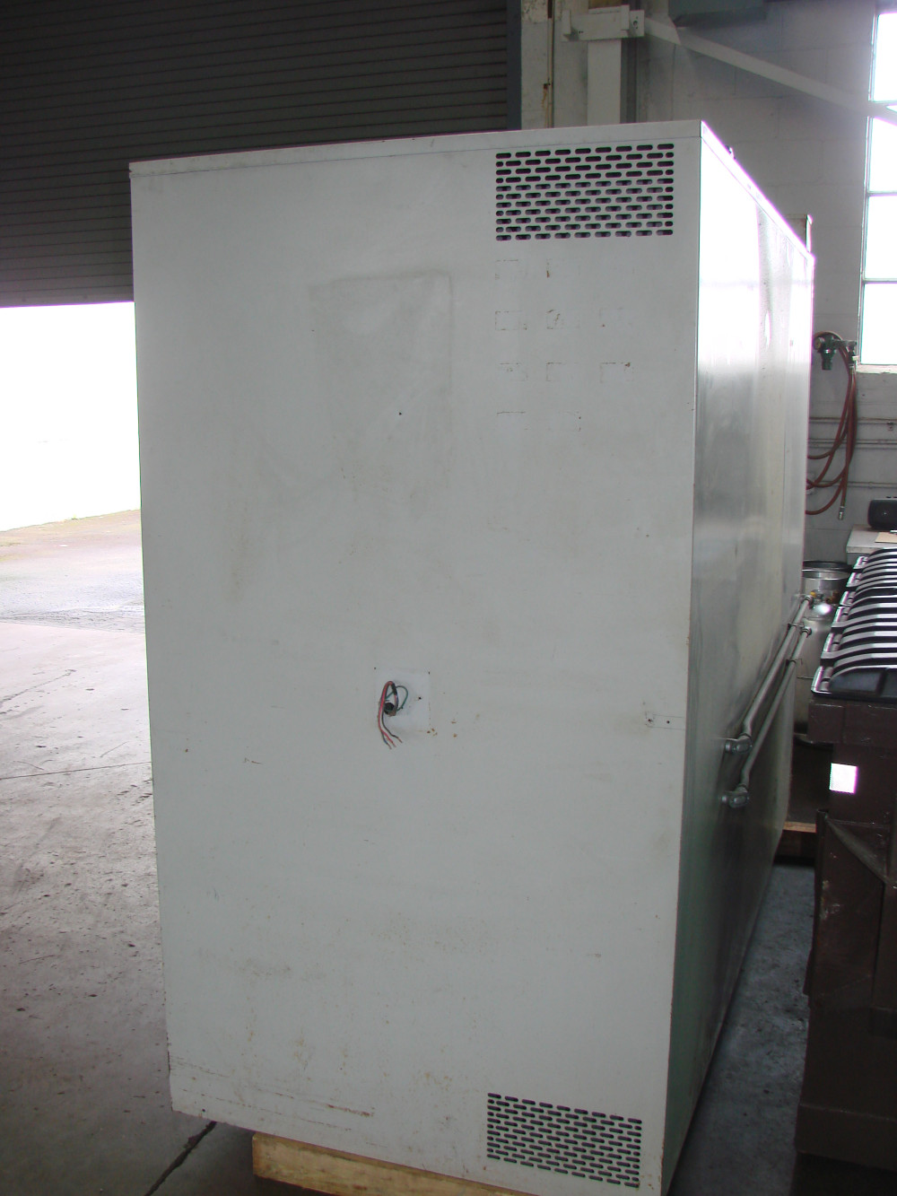 48" width x 42" H x 30" L Despatch #VRC2-35-1G, Gas Fired, Class A Solvent rated, 500&deg;F - Image 9