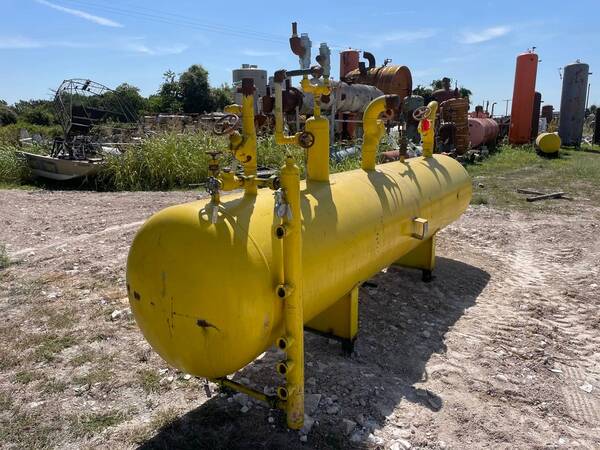 500 Gal., Fabricorp LLC, Horizontal Ammonia Recirculator, 36" diameter x 90" L, 250 PSI @ 250&deg;F, 2002 - Image 10