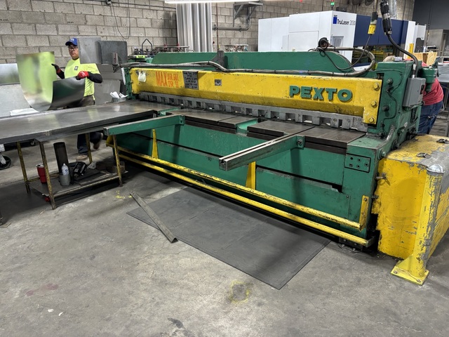10 gauge x 10' Pexto #10-U-10B, mechanical power squaring shear, 24" front operated power back gauge - Image 1