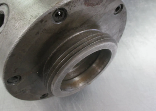 6-1/4" 3-Jaw self-centering universal LOO back lathe chuck with wrench (YMC) - Image 7