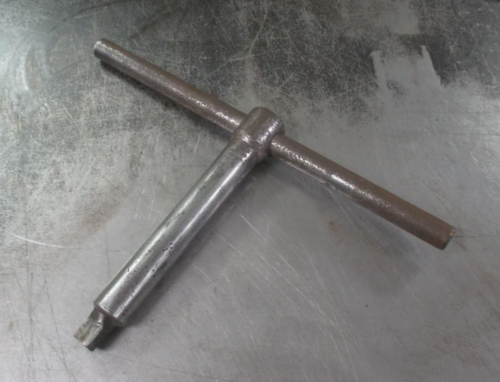 8" 3-Jaw self-centering D1-6 Camlock back lathe chuck with wrench (YMC) - Image 9