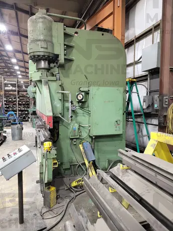 400 Ton, Chicago #400-H-10, 14' overall, 125" between housing, back gauge, safety light curtains, #13902 - Image 2