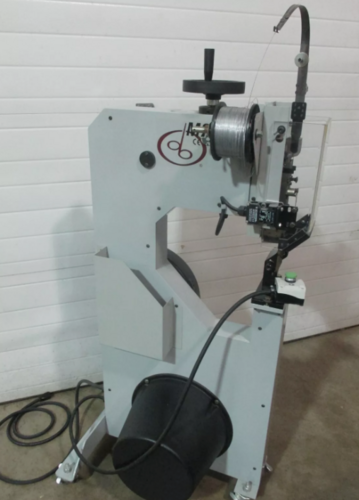 Deluxe Stitcher #ESA-1585, automatic stapler & stitcher machine with hand controls - Image 3
