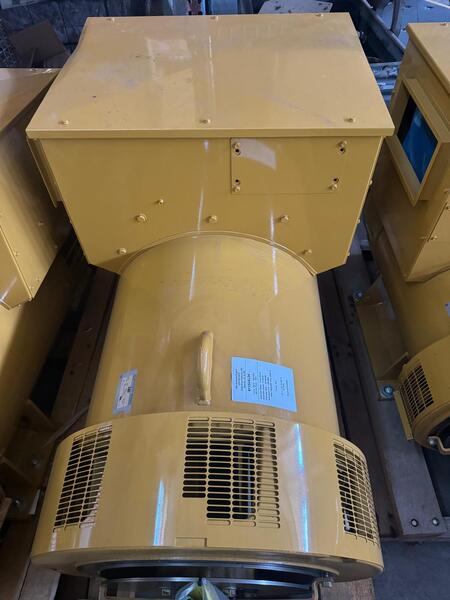 860 KW, Alternators / Genends, 600 Volts, Frame 49.3, 2021 (2 available) - Image 4