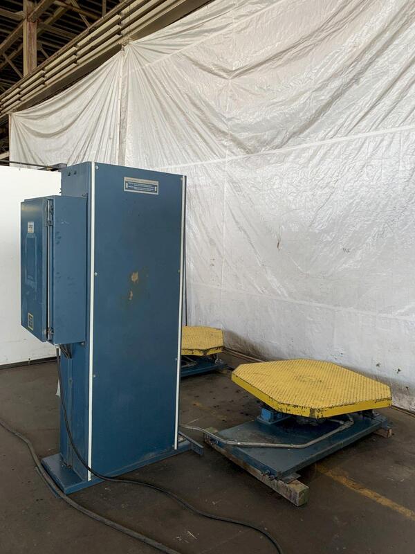 Lantech #SVGSS06501601 V-Series, dual turntable pallet wrapper - Image 2