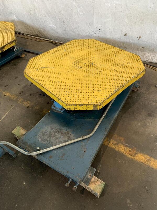 Lantech #SVGSS06501601 V-Series, dual turntable pallet wrapper - Image 10