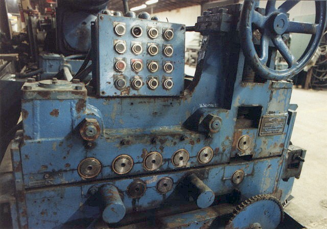 48" x .187" McKay, 11 roll starightener, variable speed, 30" passline, (2) entry pinch rolls, 4.25" diameter - Image 3