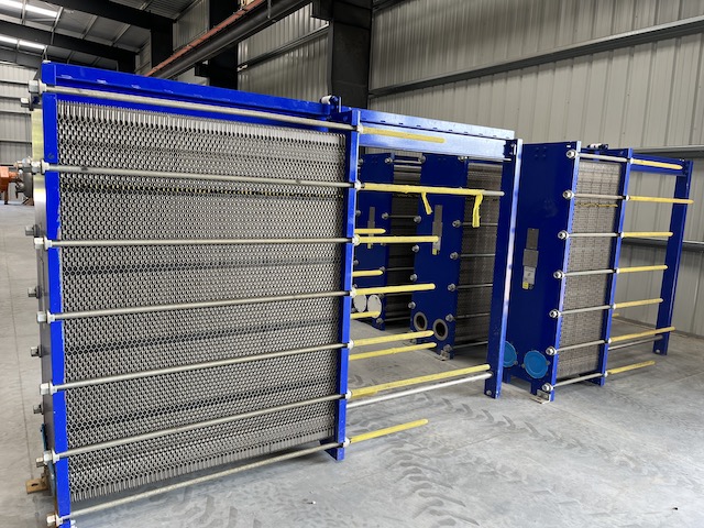 1099 sq.ft., Kelvion, NF150LBA15, Plate Heat Exchanger, 316L Stainless Steel, 145 psig @ 230&deg;F, 2021 - Image 8