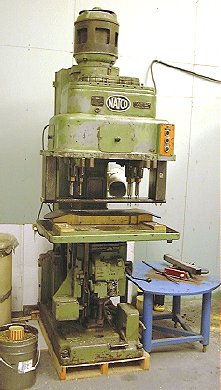 24 Spindle Natco #H6, Drilling Machine, 3/4" uppers, welded frame, hydraulic upfeed table, tooling - Image 1