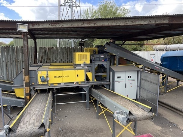 24" wide x 20' long, Magnapower, new conveyor with magnetic pulley, 15-1/4"sides, 1.5 KW - Image 3