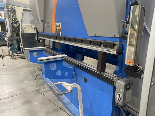110 Ton, Prima Power press brake, 10' overall, serial QUO-0012-V300042 - Image 4