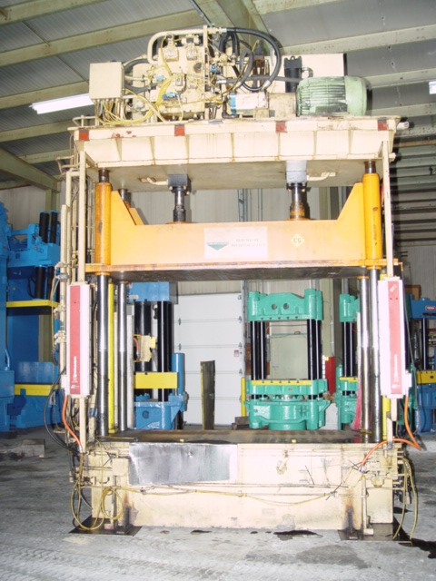 50 Ton, 100" x 42", down-act, 4-post, 66" daylight, 43" stroke, 32" operator height, 50 HP, #1662/1664 - Image 1