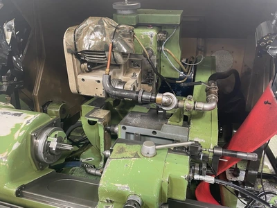 Reishauer #UL-900, thread & worm grinder, 36" thread length, 47" btwn centers, excellent condition - Image 3