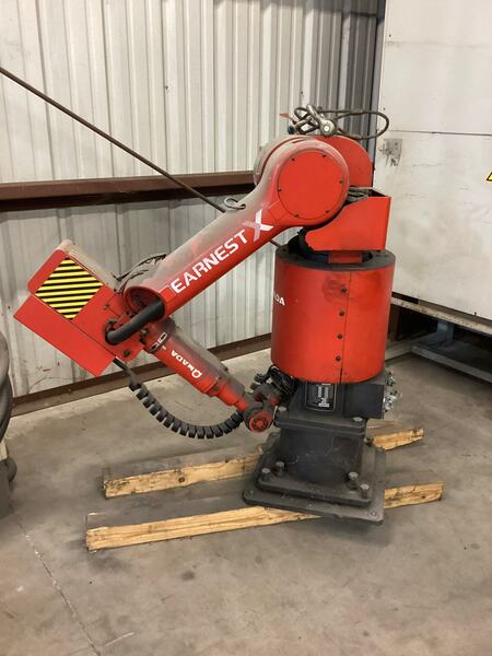 88 Ton, Amada #8025 Astro 100 Robotic Press Brake, 8' overall, 86.6" between housing, AMNC/RML39BM CNC Control - Image 2