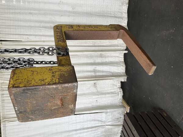 10000 lb. Bradbury, coil hook, 22" throat, 24" opening in C-frame, 4" width of arm - Image 5